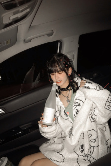 360摄像头偷拍住宅夫妇